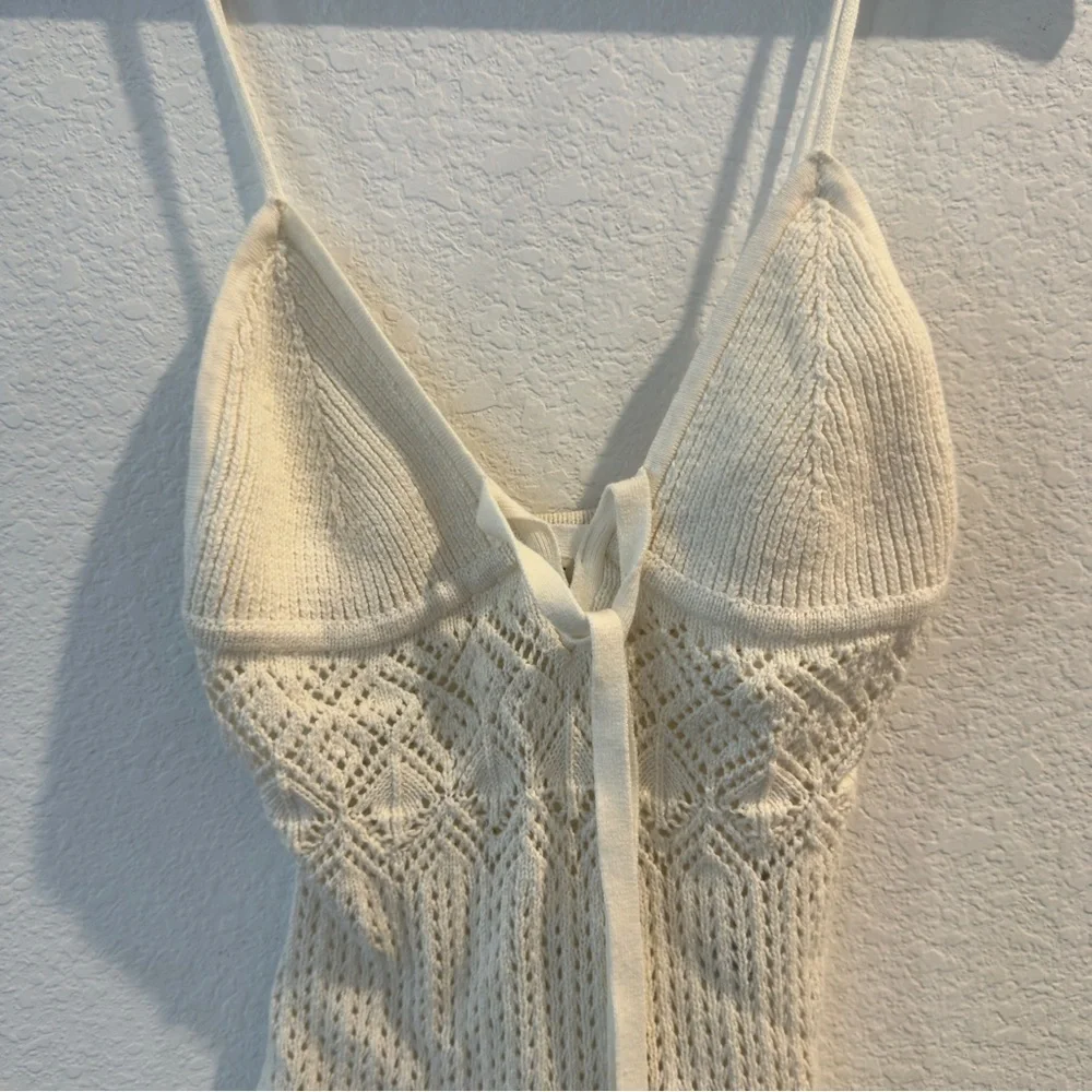 Abercrombie- NWT Crochet Halter Bodysuit - Small - Picture 3 of 8
